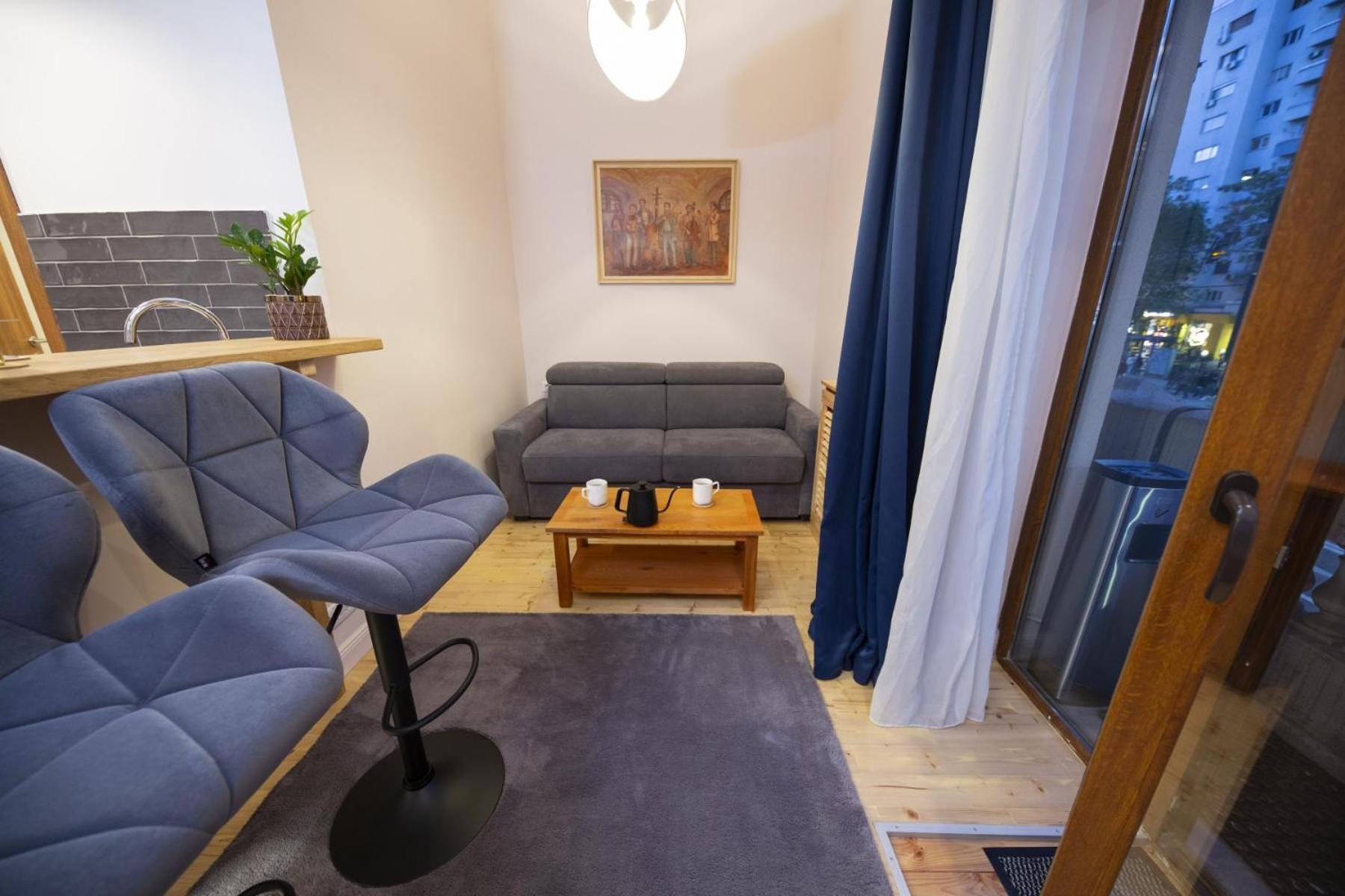 Athenaeum Spacious& Cozy 1br Prime Location W Balcony Appartamento